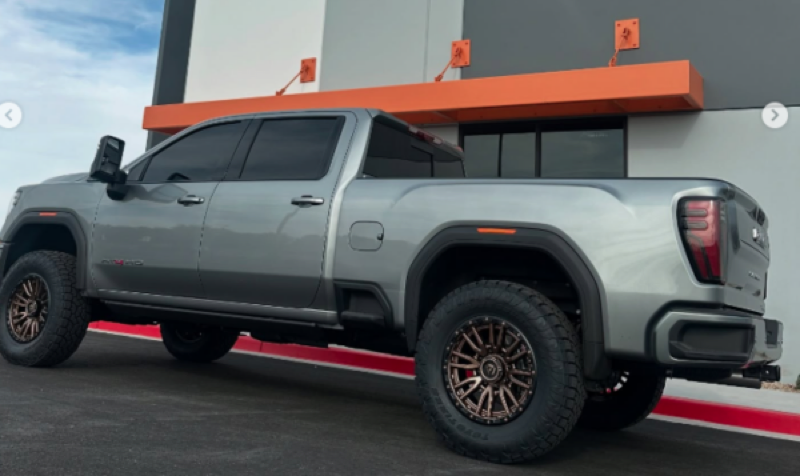 Gray lifted custom truck outside The Custom Shop LV in Las Vegas